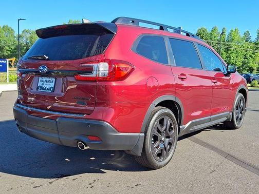 Crimson Red Pearl 2023 Subaru Ascent Onyx Edition
