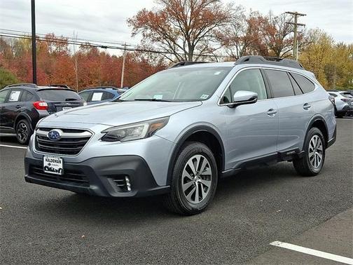 2022 Subaru Outback Premium