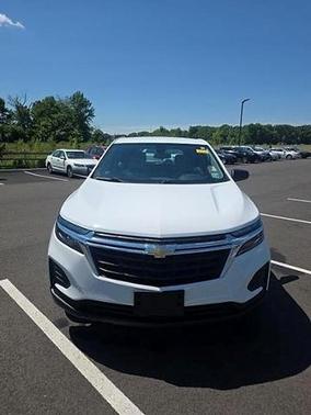 Summit White 2024 Chevrolet Equinox LS