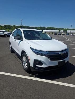 Summit White 2024 Chevrolet Equinox LS