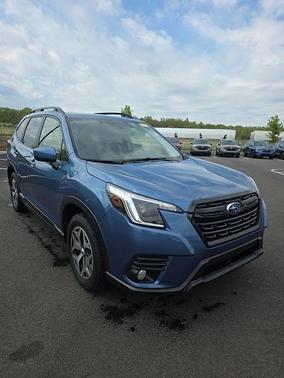 Horizon Blue Pearl 2022 Subaru Forester Premium