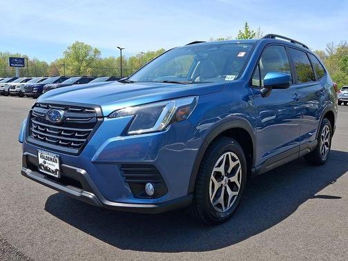 Horizon Blue Pearl 2022 Subaru Forester Premium