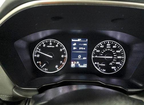 Crystal White Pearl 2025 Subaru Outback Onyx Edition