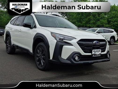 Crystal White Pearl 2025 Subaru Outback Onyx Edition