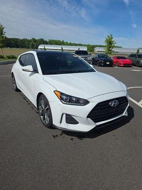 Chalk White 2020 Hyundai Veloster 2.0 Premium