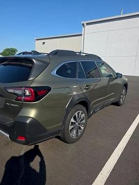 Autumn Green Metallic 2024 Subaru Outback Limited