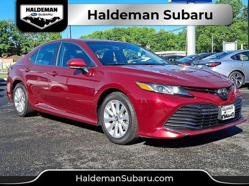 Pearl 2018 Toyota Camry LE