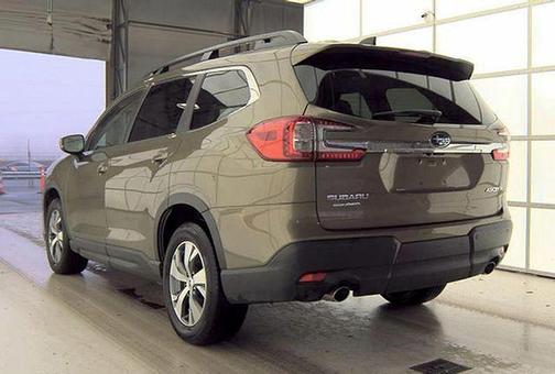 Autumn Green Metallic 2025 Subaru Ascent Premium