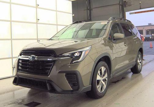 Green Metallic 2025 Subaru Ascent Premium