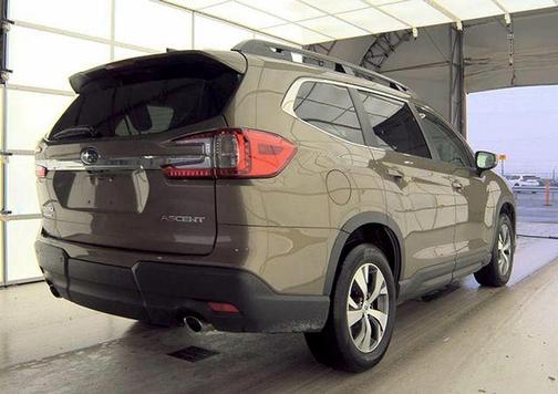 Autumn Green Metallic 2025 Subaru Ascent Premium
