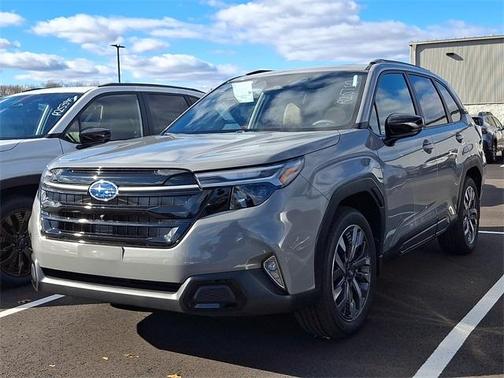 2025 Subaru Forester Touring
