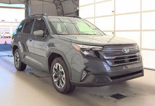 Magnetite Gray Metallic 2025 Subaru Forester Premium