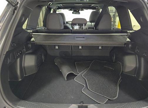 Magnetite Gray Metallic 2025 Subaru Forester Premium