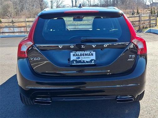 2015 Volvo V60 T5 Platinum