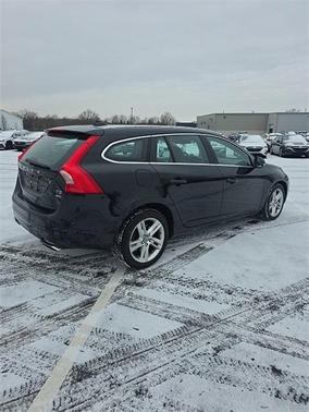 2015 Volvo V60 T5 Platinum