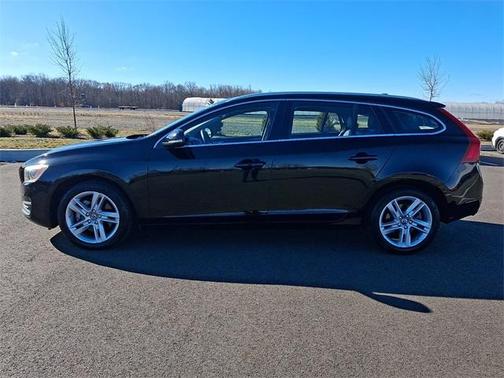 2015 Volvo V60 T5 Platinum