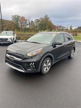 2022 Kia Niro LX