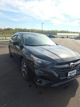 Crystal Black Silica 2025 Subaru Legacy Premium