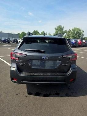 Magnetite Gray Metallic 2024 Subaru Outback Premium