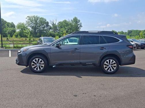 Magnetite Gray Metallic 2024 Subaru Outback Premium