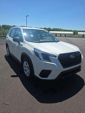 Crystal White Pearl 2023 Subaru Forester