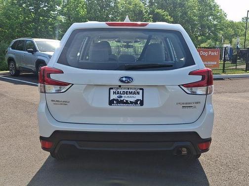 Crystal White Pearl 2023 Subaru Forester