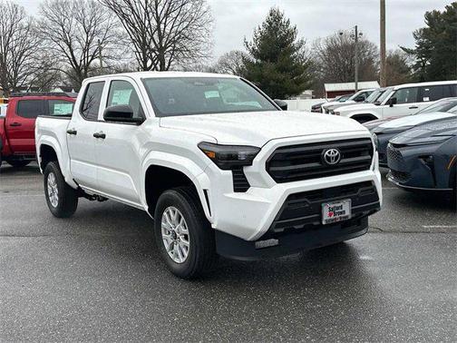 2025 Toyota Tacoma SR