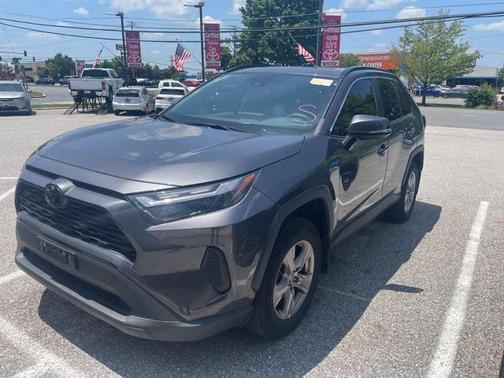 2023 Toyota RAV4 XLE