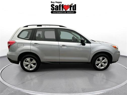 2016 Subaru Forester 2.5i