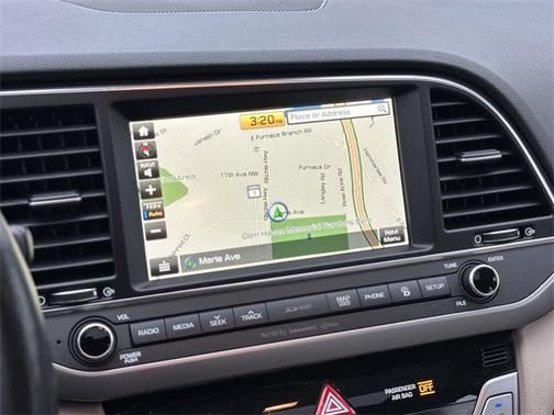 2017 Hyundai ELANTRA Limited