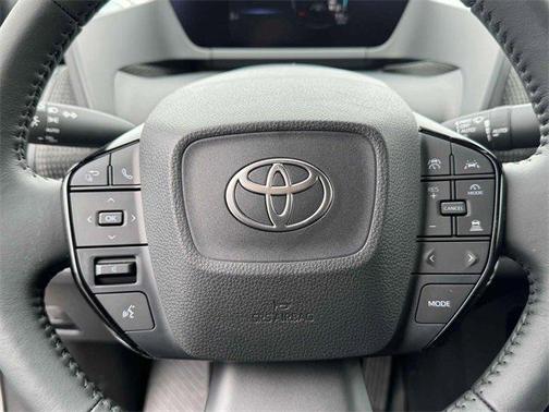 2025 Toyota bZ4X XLE