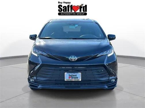 2026 Toyota Sienna Woodland Edition