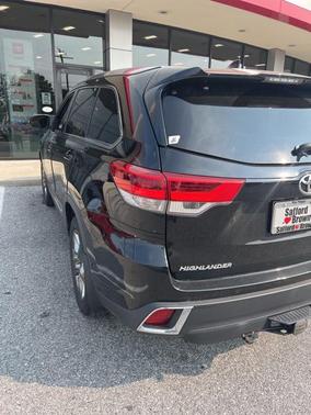 2017 Toyota Highlander Limited Platinum