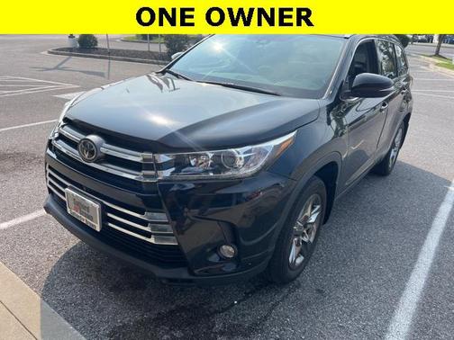 2017 Toyota Highlander Limited Platinum