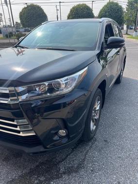 2017 Toyota Highlander Limited Platinum