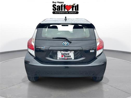 2016 Toyota Prius c Three