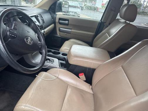 2013 Toyota Sequoia Limited