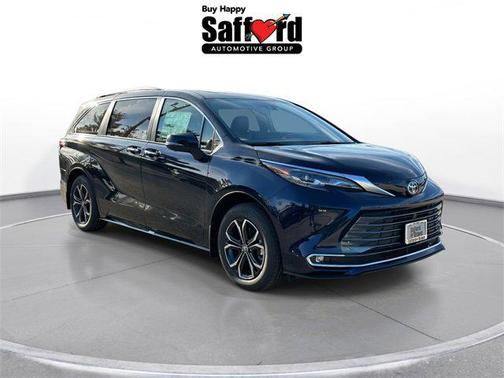 2025 Toyota Sienna Platinum
