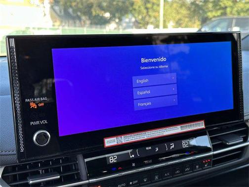 2025 Toyota Sienna Platinum