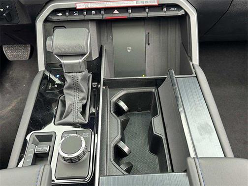 2025 Toyota Tundra Hybrid Platinum
