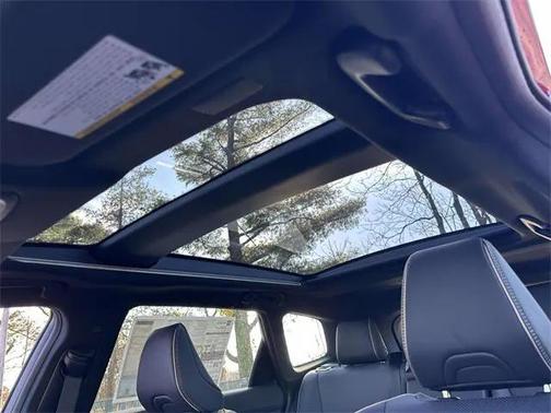 2025 Toyota Crown Signia Limited