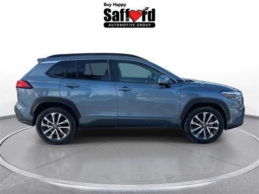 2024 Toyota Corolla Cross XLE