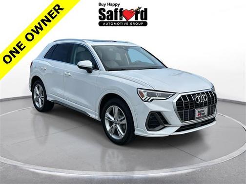 2020 Audi Q3 45 S line Prestige