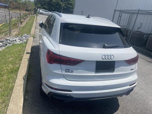 2020 Audi Q3 45 S line Prestige
