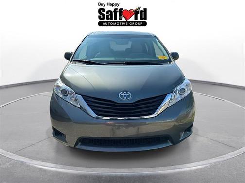 2014 Toyota Sienna LE
