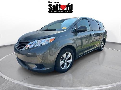 2014 Toyota Sienna LE