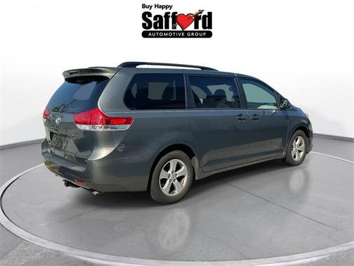 2014 Toyota Sienna LE