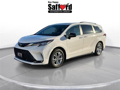 2023 Toyota Sienna XSE 7 Passenger