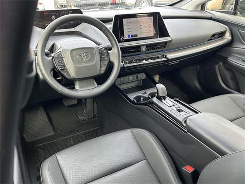 2025 Toyota Prius XLE