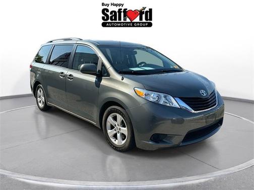 2014 Toyota Sienna LE